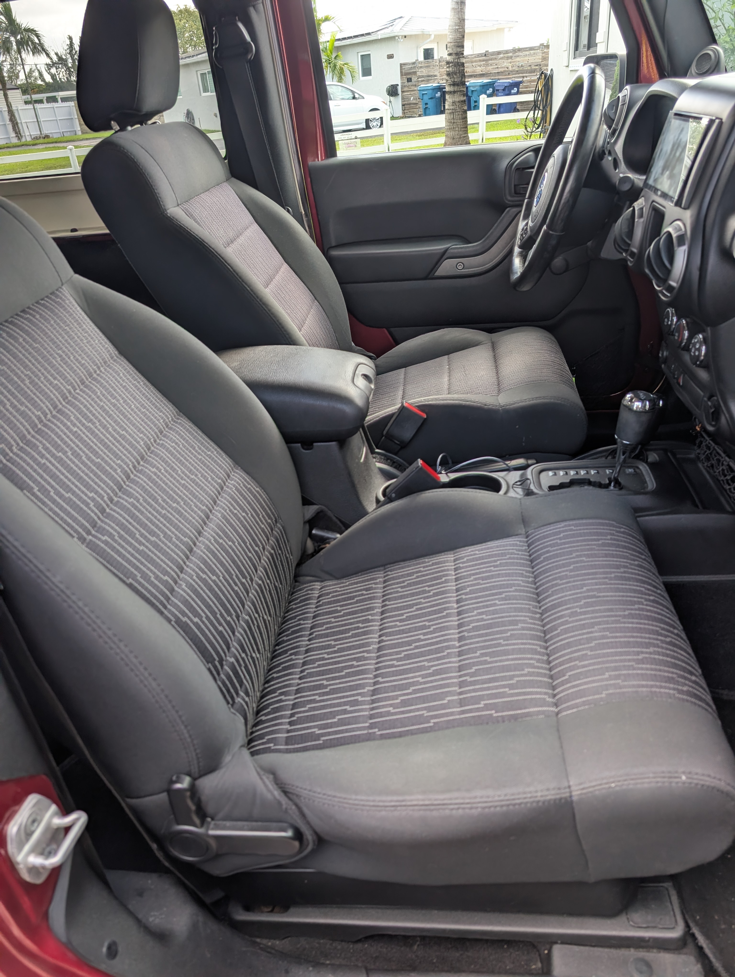 Used 2011 Jeep Wrangler Sport AWD/4WD image 16