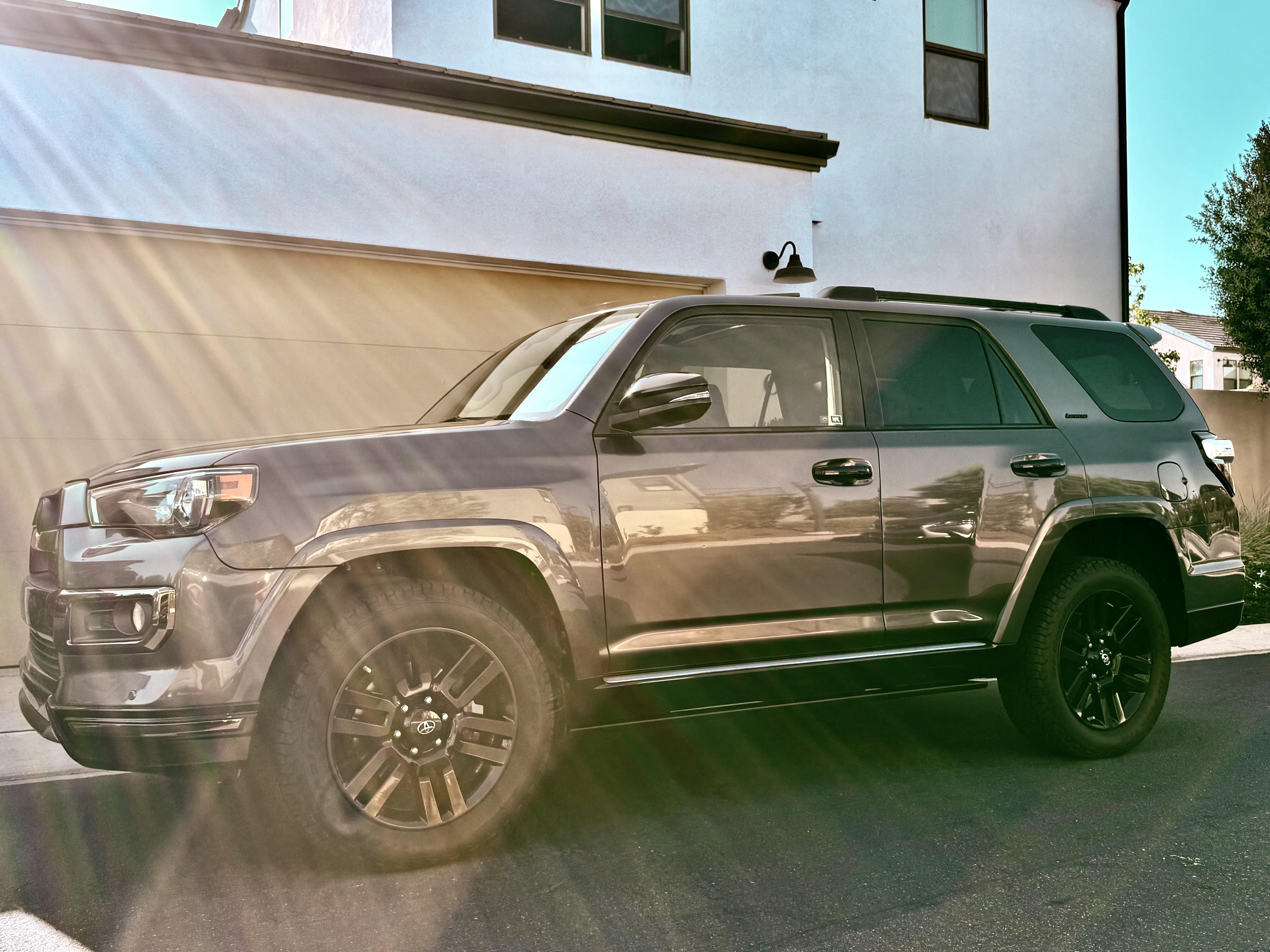 Used 2019 Toyota 4Runner Limited w/ Wilderness Package AWD/4WD image 1