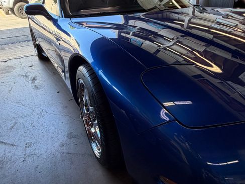 Used 2003 Chevrolet Corvette Z06 w/ Memory Package, 3 Drivers RWD image 4