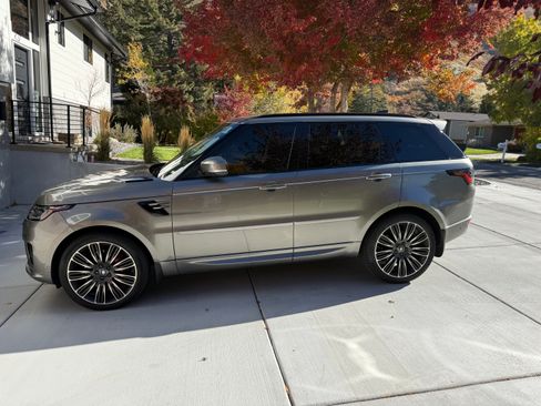 Used 2020 Land Rover Range Rover Sport Autobiography image 4