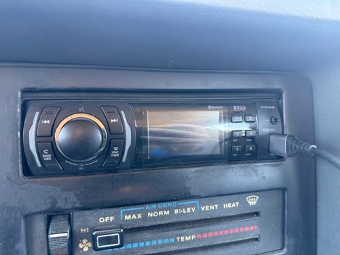 Used 1996 Jeep Cherokee SE image 12