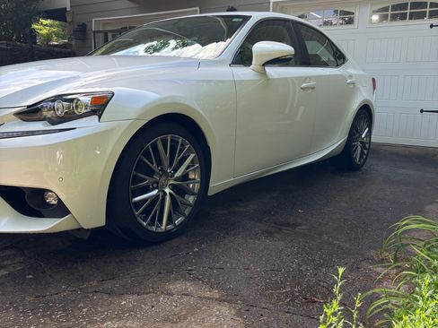 Used 2015 Lexus IS 250 w/ Navigation System Package image 6