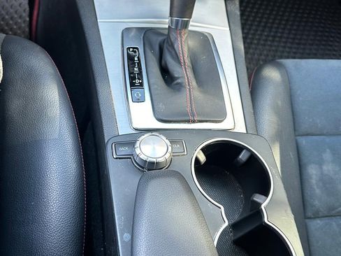 Used 2013 Mercedes-Benz C 250 Sedan image 18