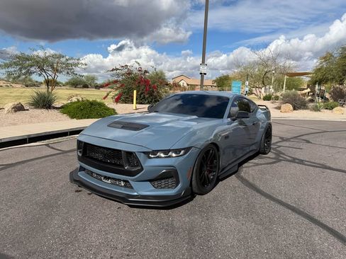 Used 2024 Ford Mustang GT Premium image 1