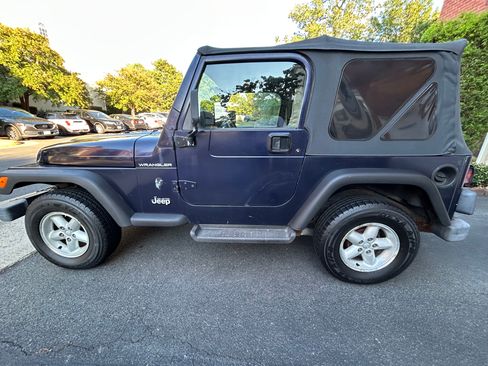 Used 1998 Jeep Wrangler SE image 6
