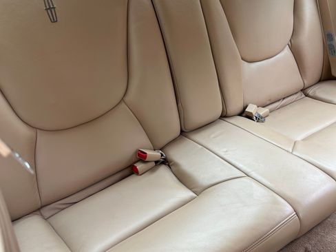 Used 1997 Lincoln Mark VIII RWD image 18