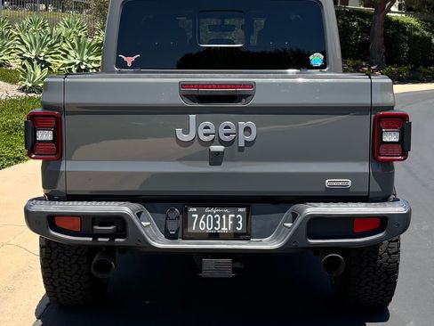 Used 2021 Jeep Gladiator Overland w/ Popular Equipment Package AWD/4WD image 8