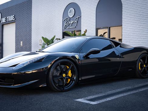 Used 2011 Ferrari 458 Italia Coupe image 13