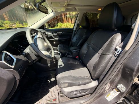 Used 2015 Nissan Rogue SL w/ SL Premium Package AWD/4WD image 13