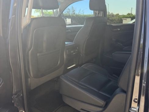 Used 2016 GMC Yukon XL SLT w/ Open Road Package RWD image 6