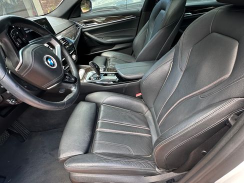 Used 2017 BMW 530i image 9