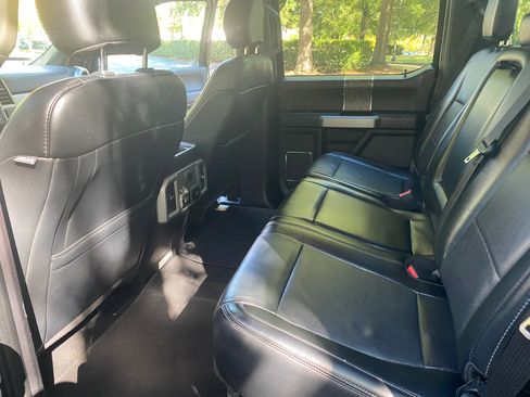 Used 2019 Ford F250 Lariat image 10