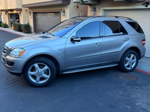 Used 2008 Mercedes-Benz ML 350 4MATIC image 1