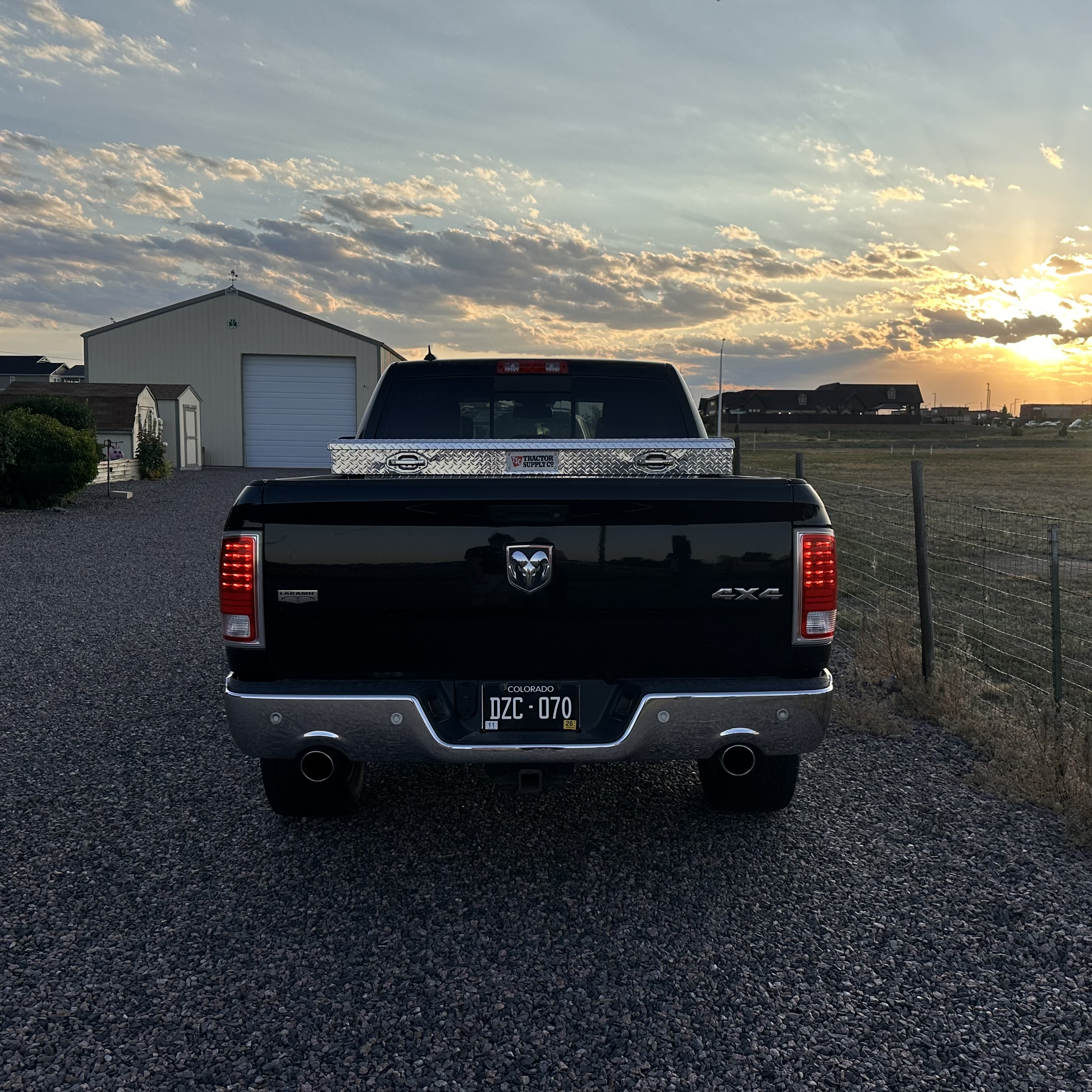 Used 2014 RAM 1500 Laramie w/ Convenience Group AWD/4WD image 5