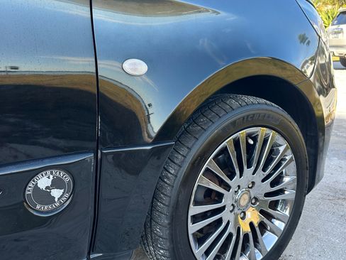 Used 2017 Mercedes-Benz Metris Passenger image 4