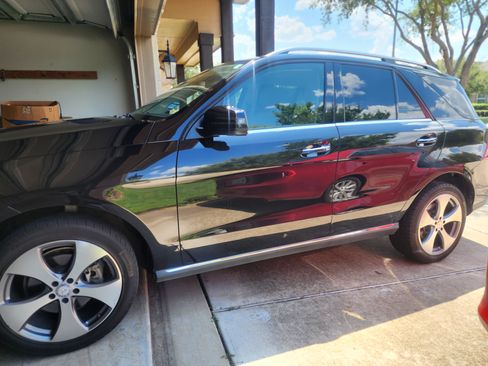 Used 2017 Mercedes-Benz GLE 350 image 8