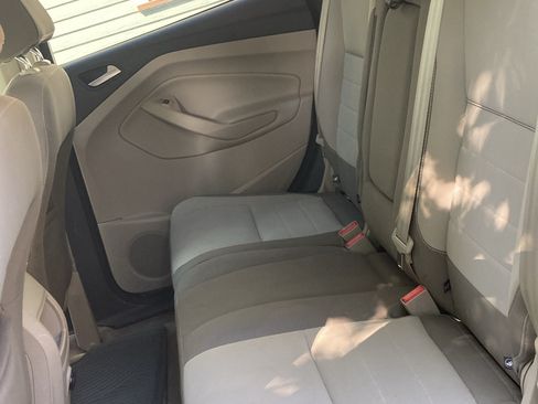 Used 2014 Ford Escape SE AWD/4WD image 8