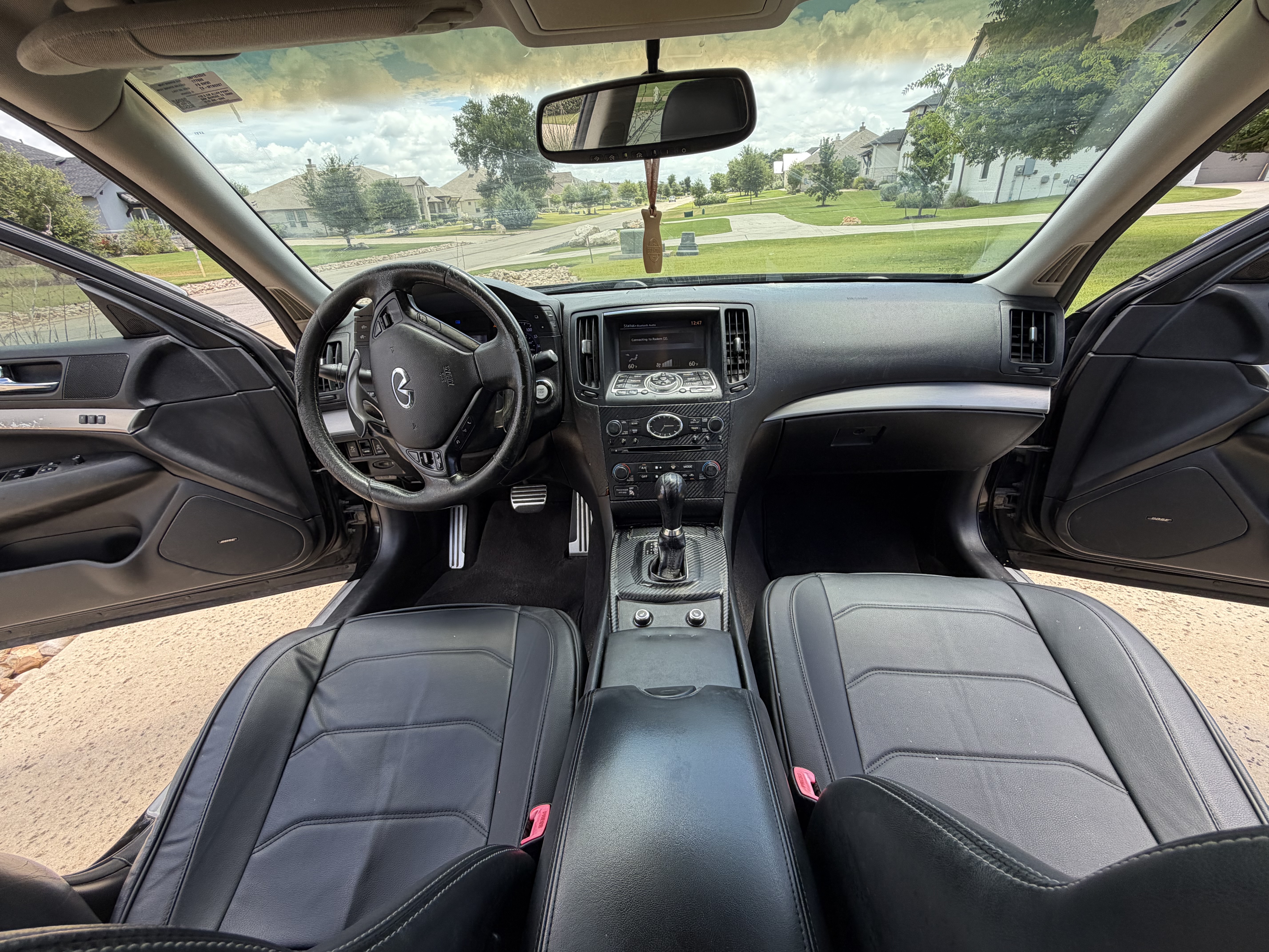 Used 2011 INFINITI G37 Journey w/ Sport Pkg - RWD image 9