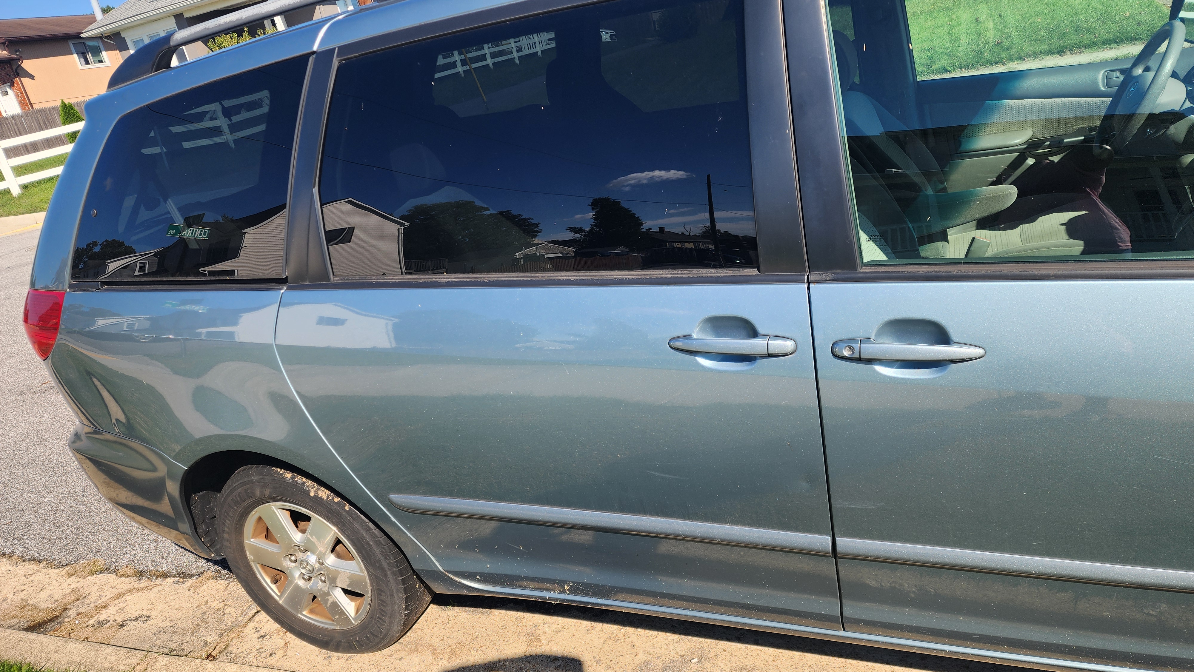 Used 2008 Toyota Sienna LE FWD image 6