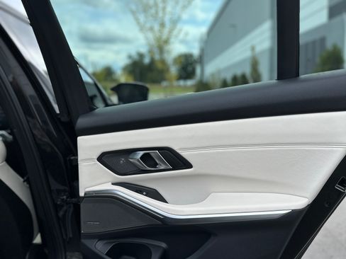 Used 2024 BMW M3 Competition w/ Executive Package image 20