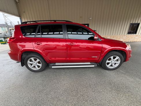 Used 2010 Toyota RAV4 Limited image 4