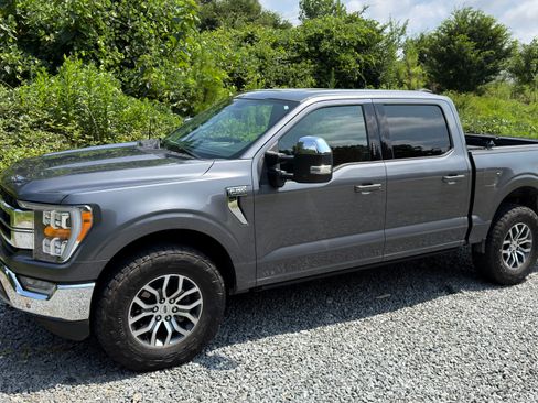 Used 2021 Ford F150 Lariat w/ Max Trailer Tow Package AWD/4WD image 1