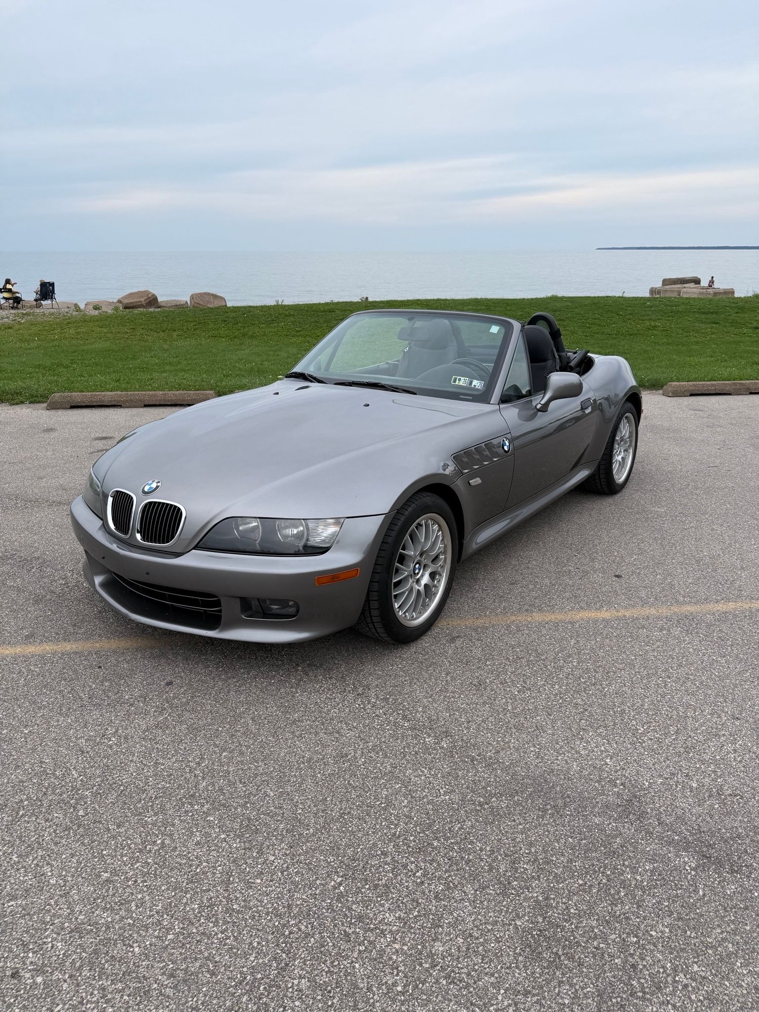 Used 2001 BMW Z3 3.0i RWD image 10