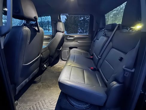 Used 2025 GMC Sierra 2500 SLT w/ X31 Off-Road Package image 22