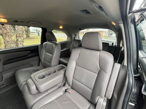 Used 2014 Honda Odyssey EX-L image 14