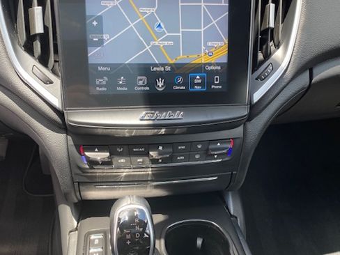Used 2017 Maserati Ghibli RWD image 12
