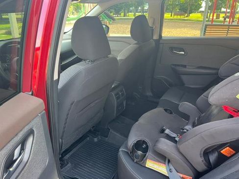 Used 2021 Nissan Rogue SV FWD image 8