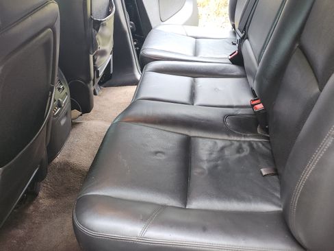 Used 2009 Chevrolet Avalanche LTZ image 8