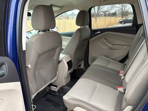 Used 2016 Ford Escape SE image 16