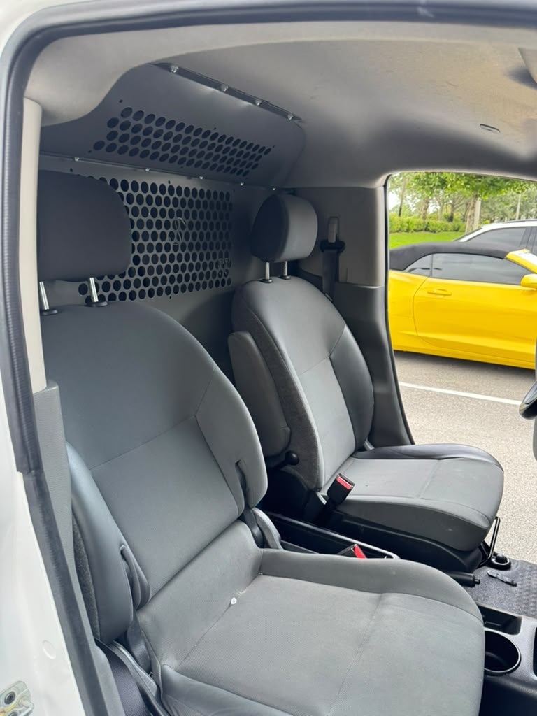 Used 2019 Nissan NV200 SV w/ Navigation Package FWD image 12