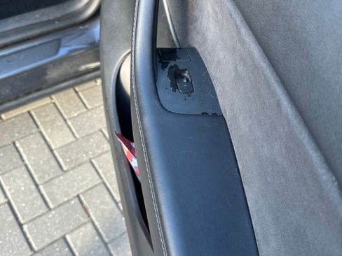 Used 2021 Tesla Model Y Performance image 13