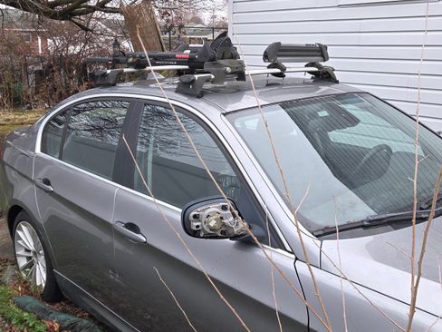 Used 2010 BMW 335i xDrive Sedan image 2