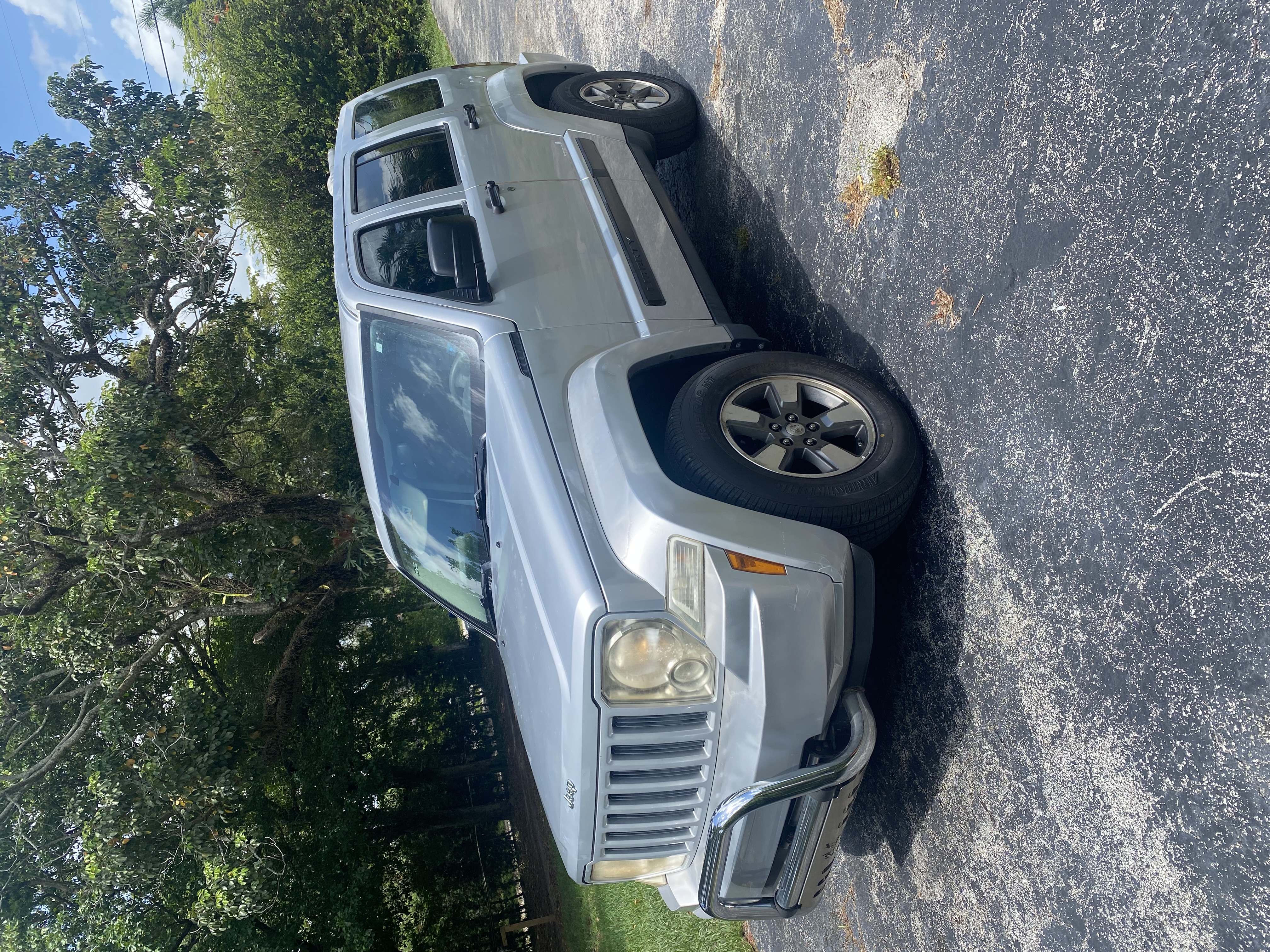 Used 2008 Jeep Liberty Sport RWD image 12