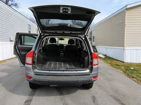 Used 2012 Jeep Compass Sport image 20