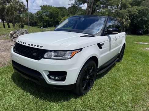Used 2017 Land Rover Range Rover Sport HSE AWD/4WD image 2