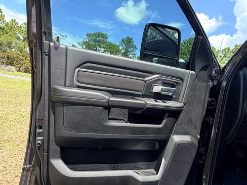 Used 2025 RAM 2500 Big Horn AWD/4WD image 8