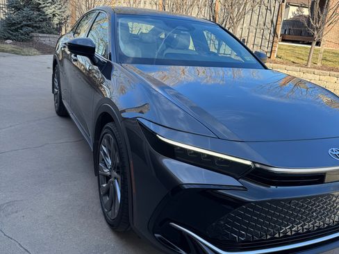 Used 2024 Toyota Crown Limited Sedan 4D image 9