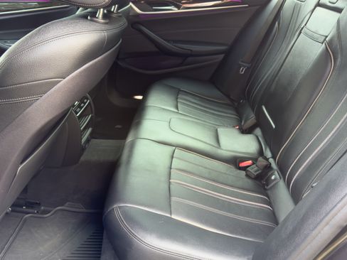 Used 2018 BMW 530i RWD image 20
