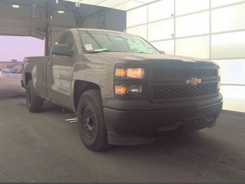Used 2014 Chevrolet Silverado 1500 W/T w/ Trailering Package image 2