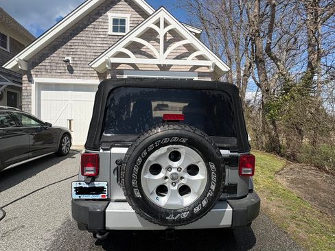Used 2013 Jeep Wrangler Sahara w/ Dual Top Group image 4