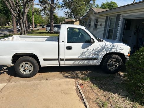 Used 2001 Chevrolet Silverado 1500 2WD Regular Cab image 5