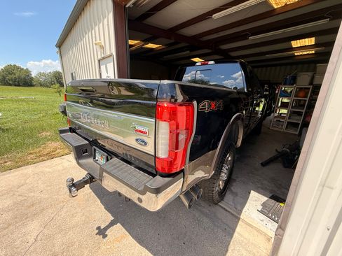 Used 2017 Ford F350 King Ranch w/ King Ranch Ultimate Package AWD/4WD image 10