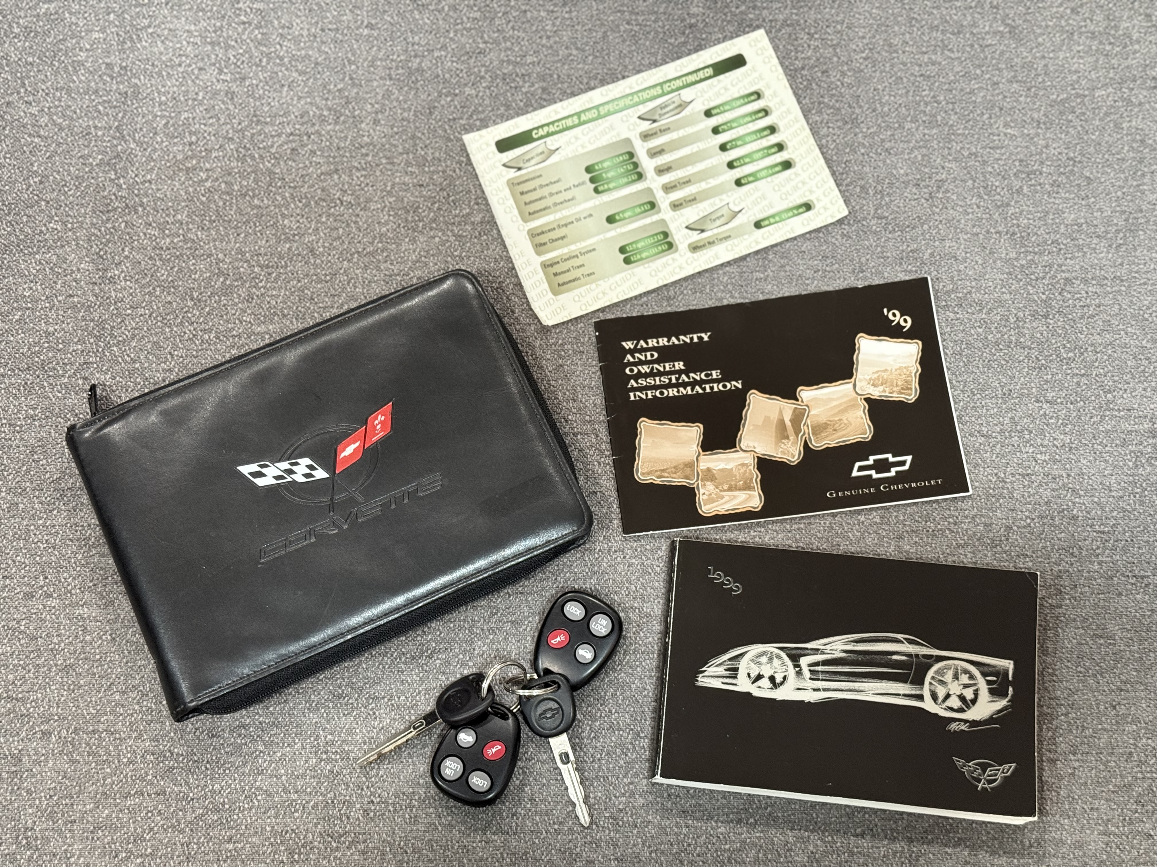 Used 1999 Chevrolet Corvette Coupe w/ Performance Handling Pkg RWD image 4