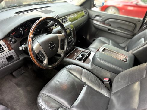 Used 2009 GMC Yukon XL Denali image 11