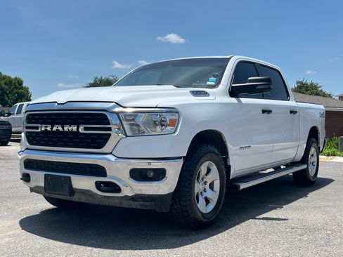 Used 2023 RAM 1500 Lone Star AWD/4WD image 4