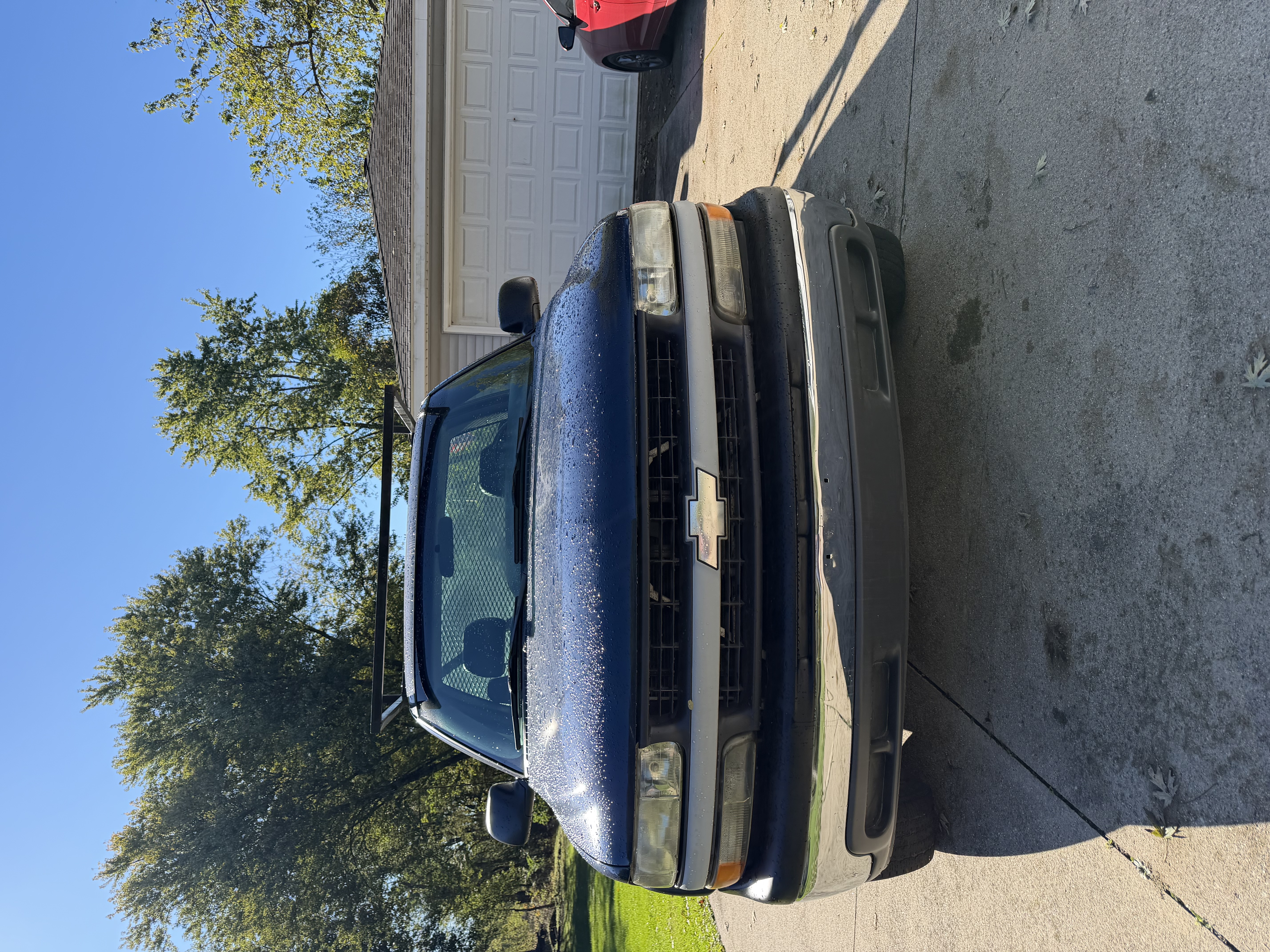 Used 2002 Chevrolet Silverado 2500 2WD Regular Cab image 4
